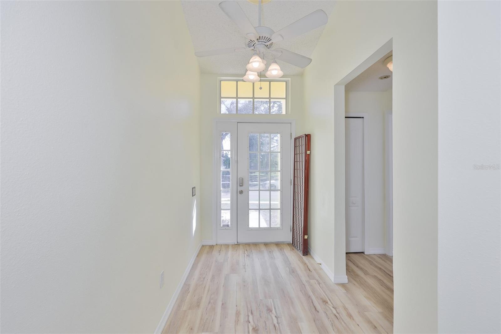 ISLAND WALK PH I - Residential Lease