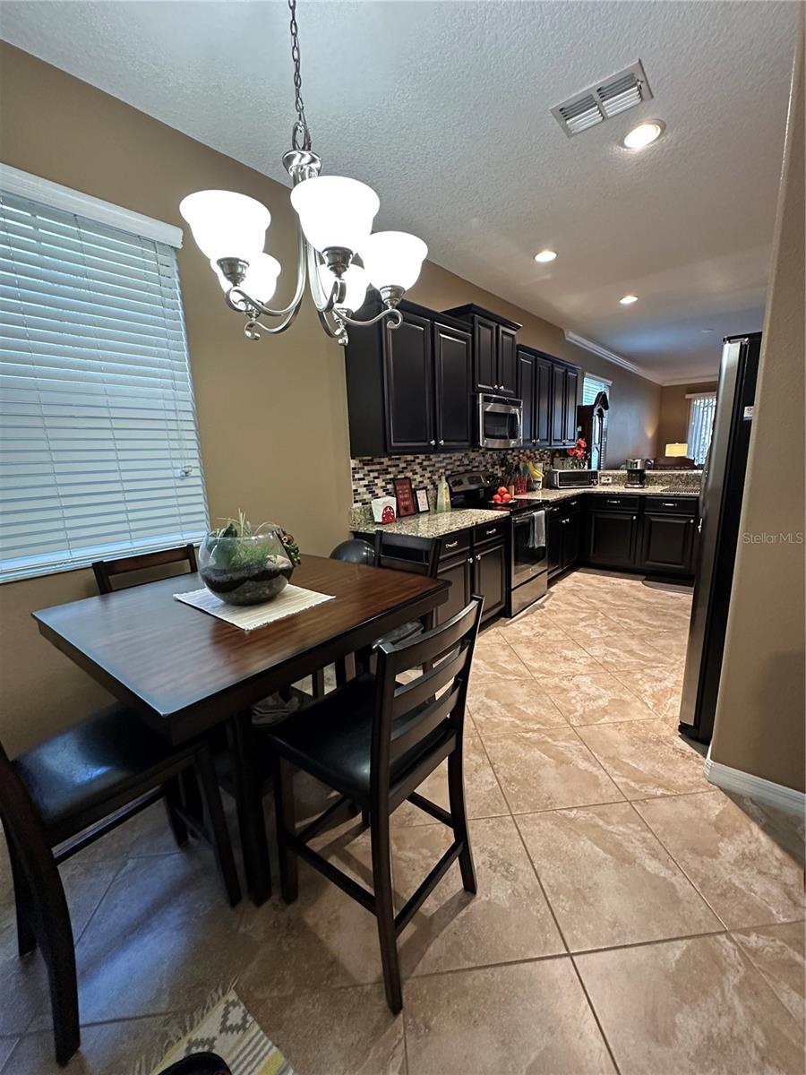 THOUSAND OAKS EAST PH V - Residential