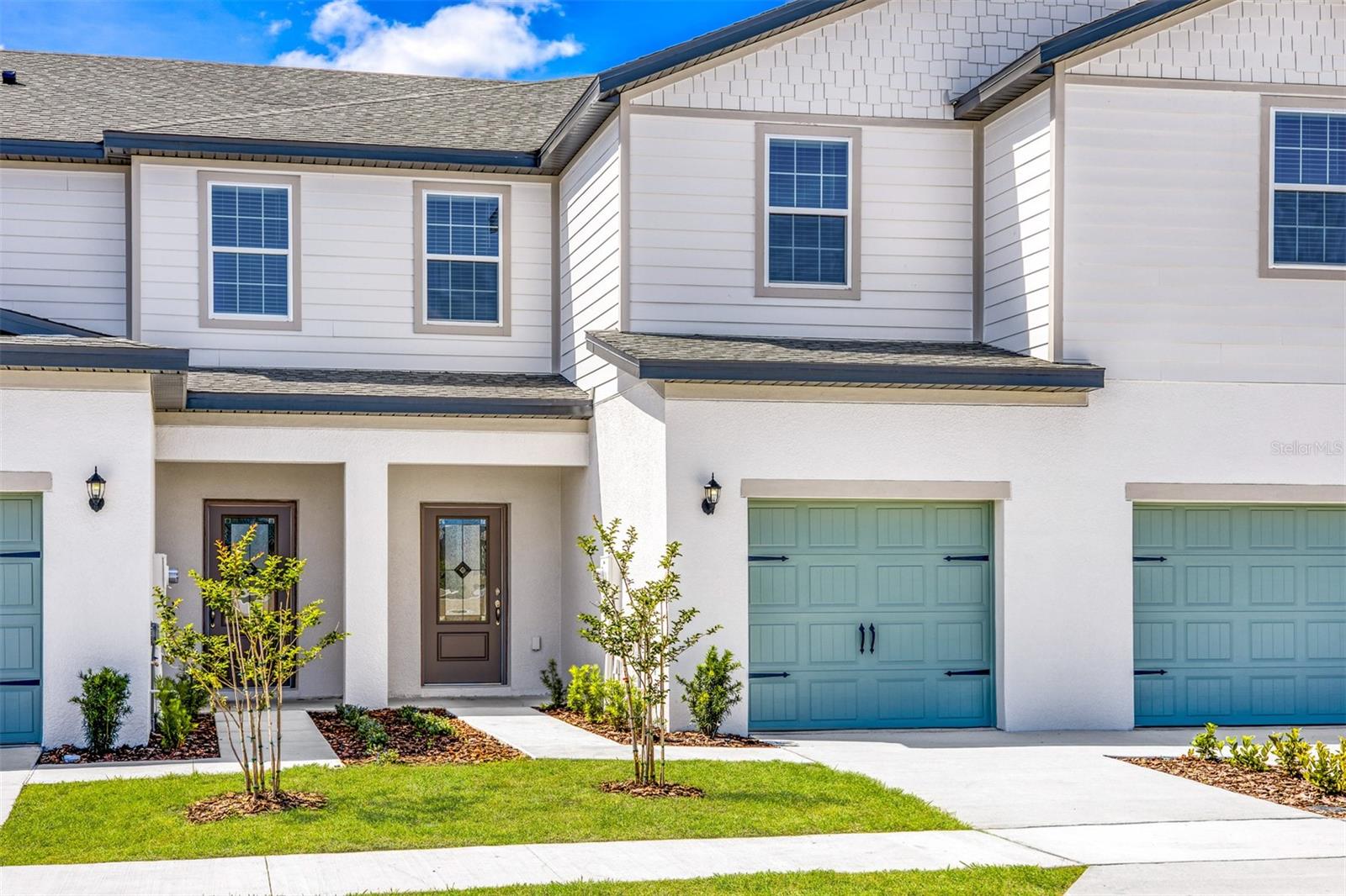 805 POPPY LANE