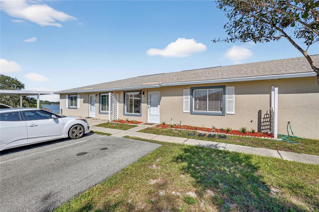 Photo of 112 Winter Ridge Boulevard, Winter Haven, FL 33881 (MLS # O6355413)