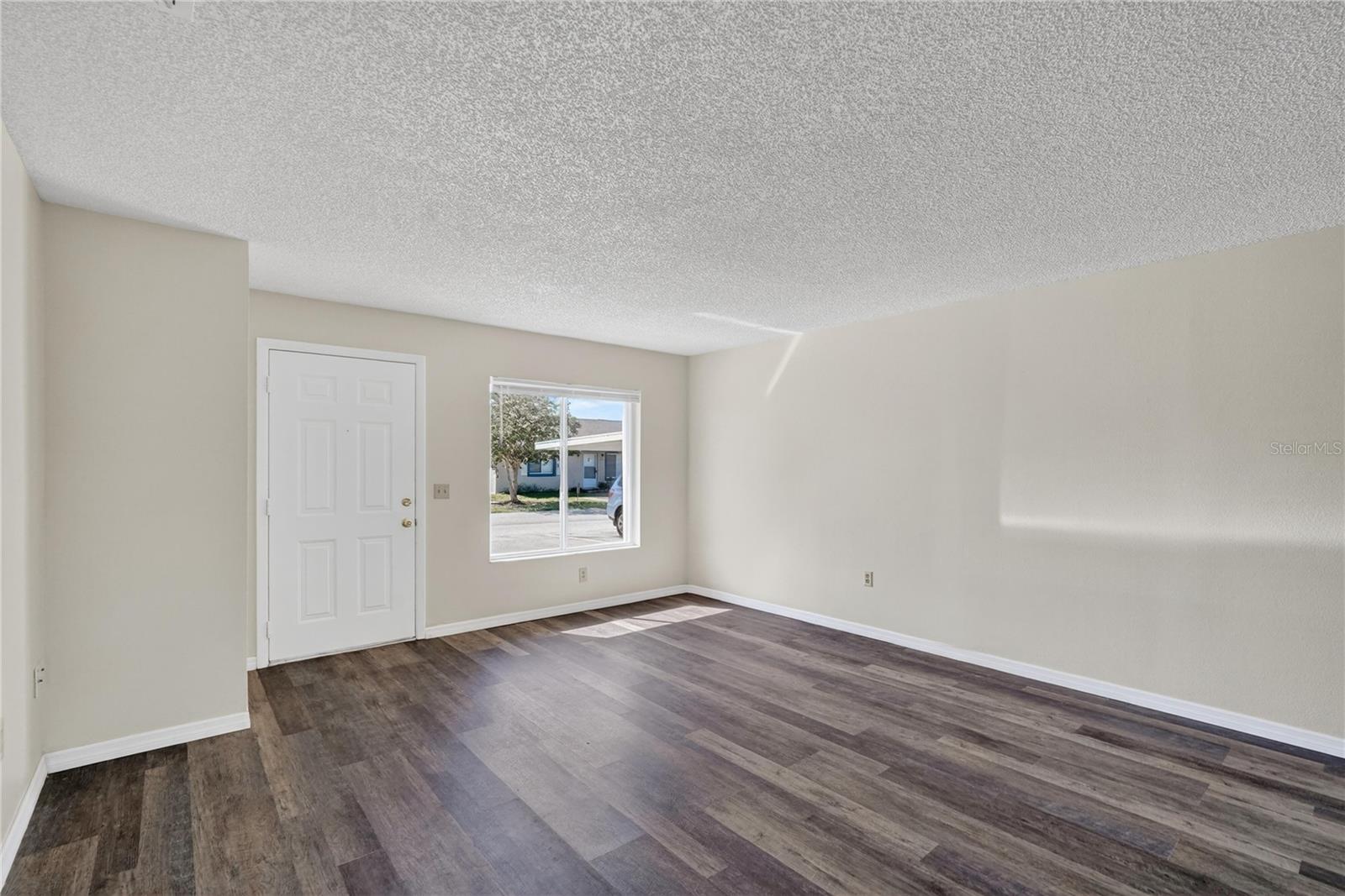 112 WINTER RIDGE BOULEVARD
