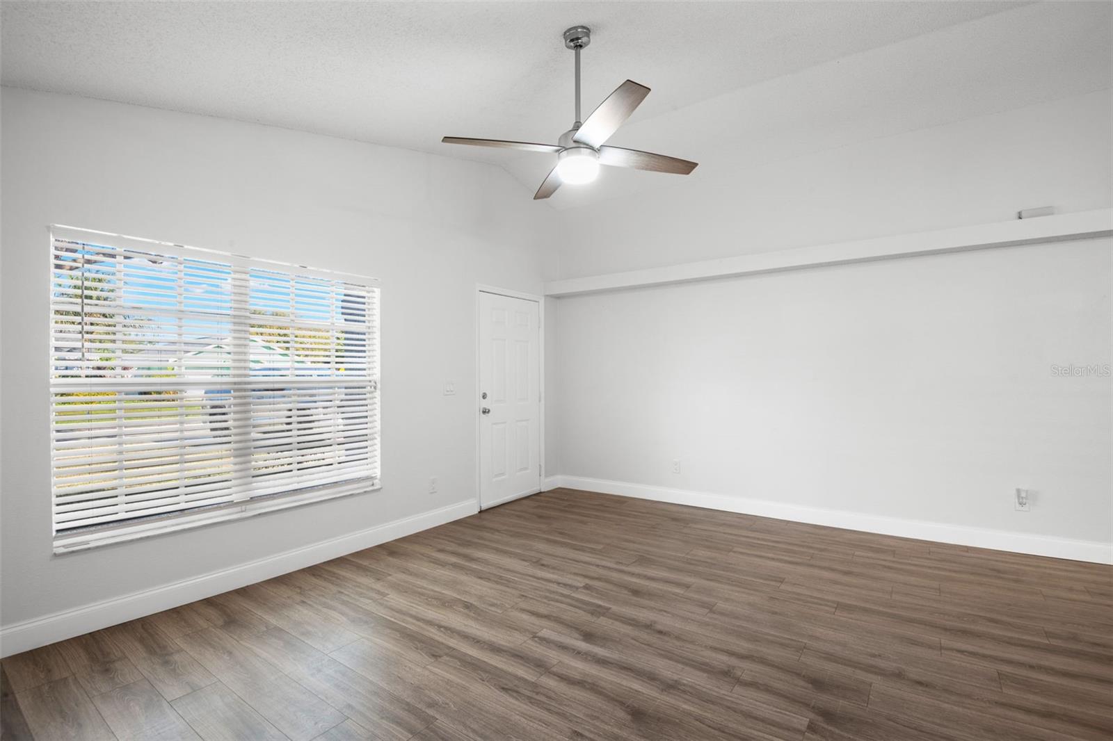 VICTORY HEIGHTS - Residential