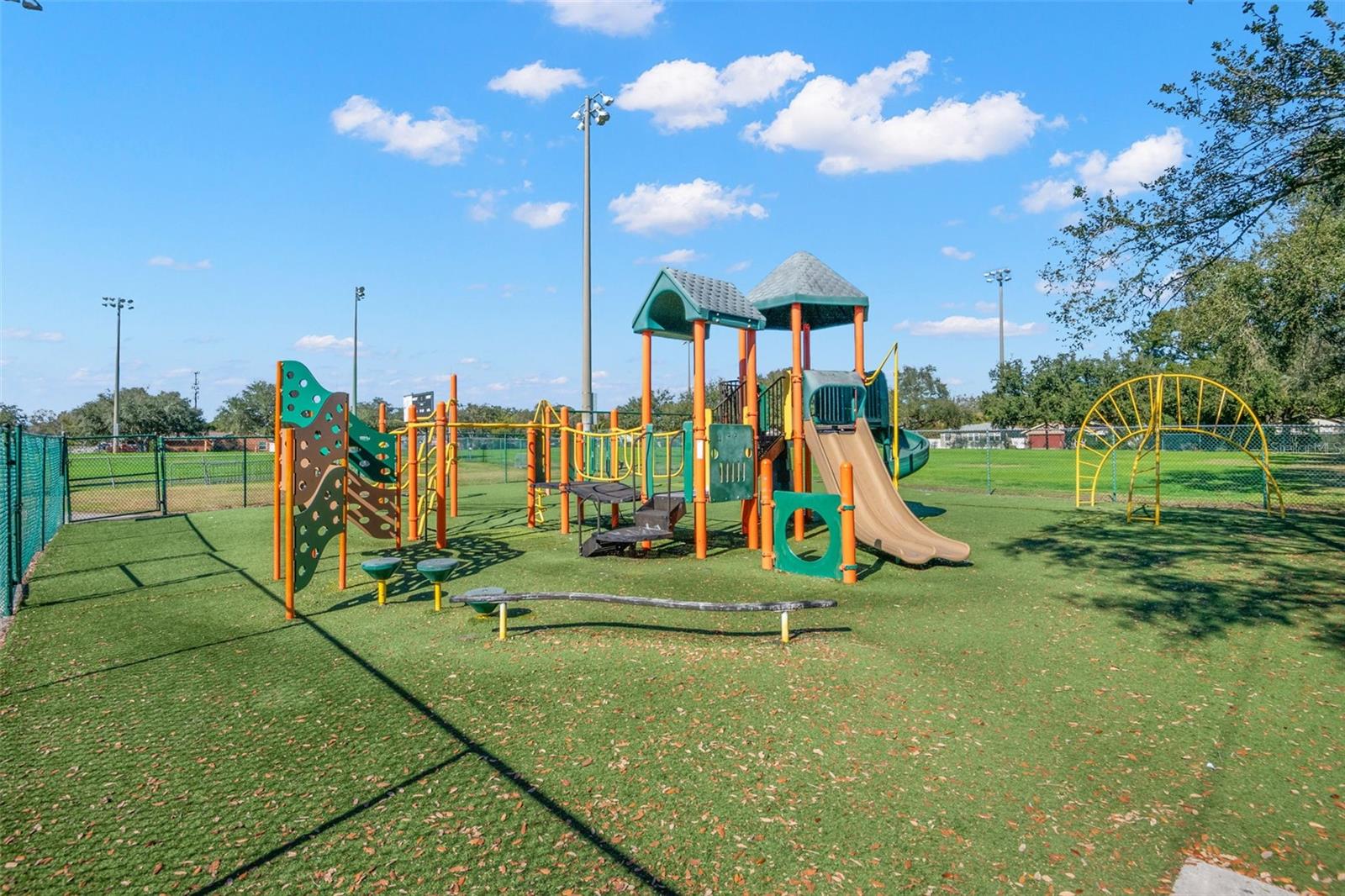 VICTORY HEIGHTS - Residential