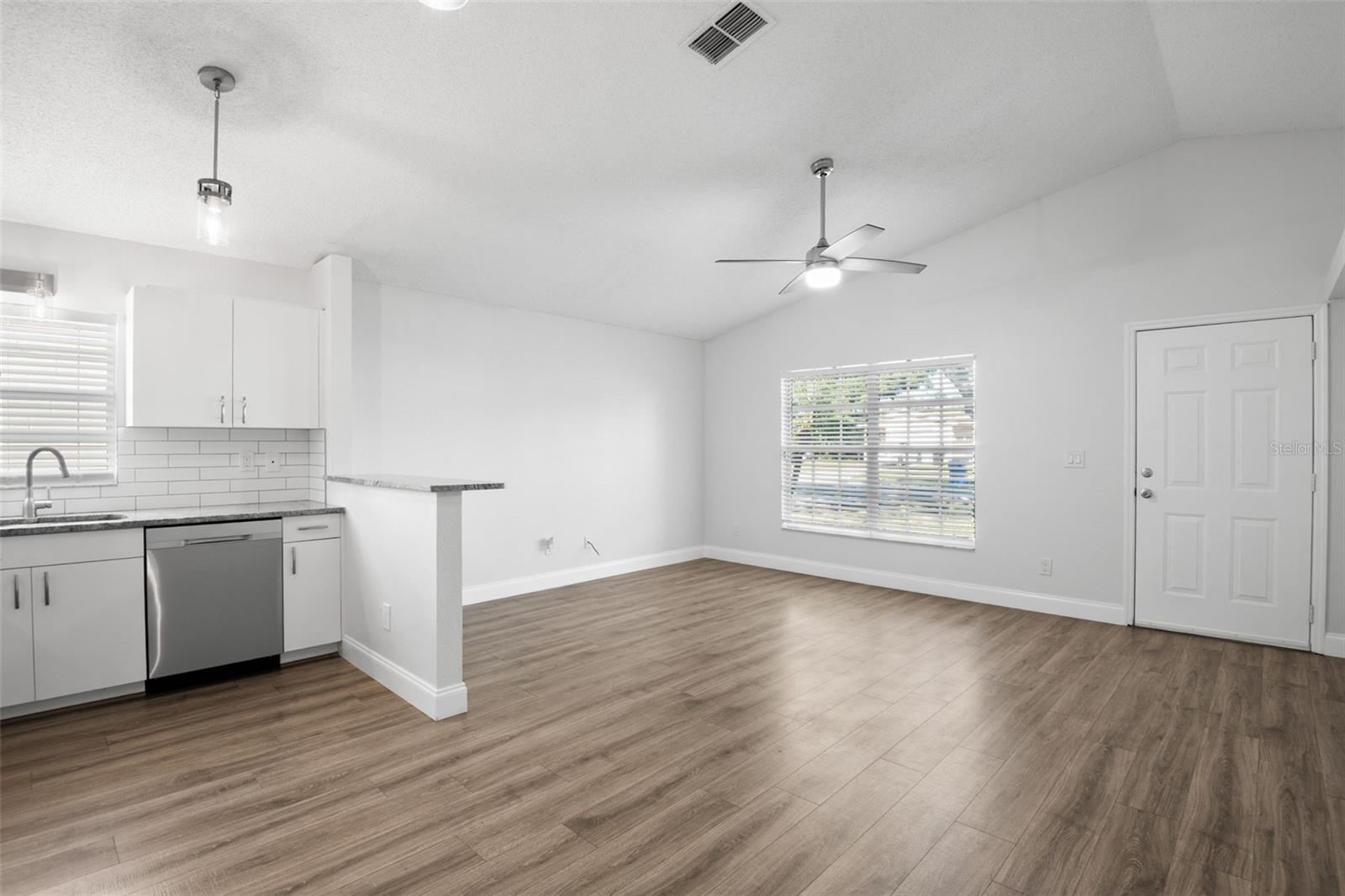 VICTORY HEIGHTS - Residential