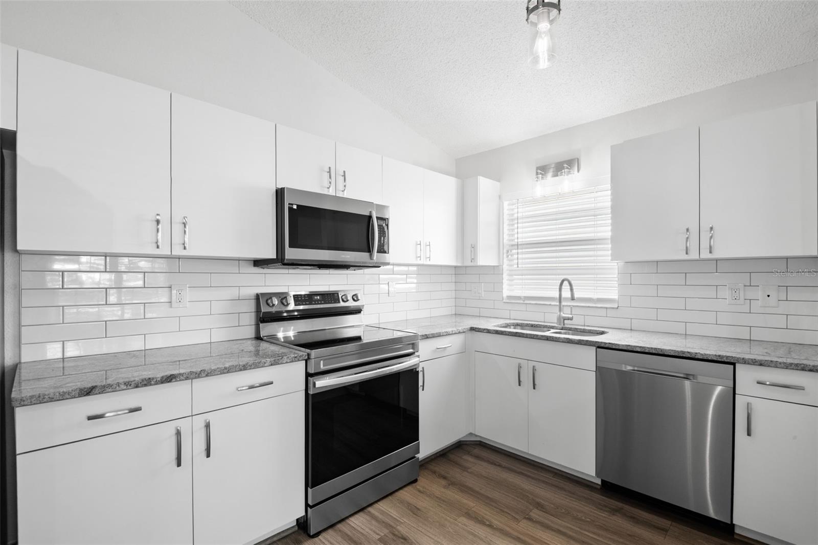 VICTORY HEIGHTS - Residential