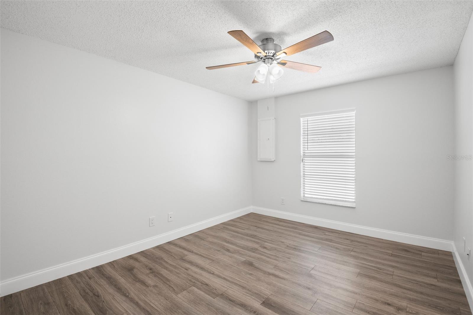 VICTORY HEIGHTS - Residential