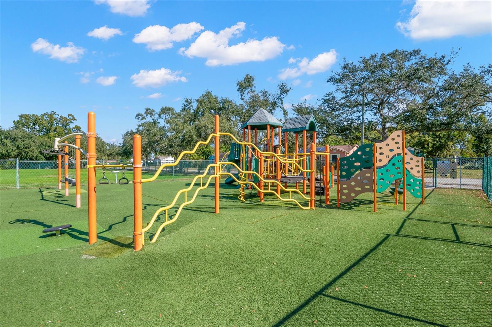 VICTORY HEIGHTS - Residential