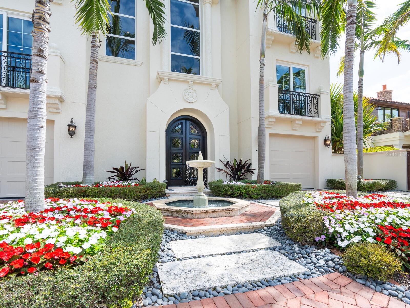 4129 ROBERTS POINT CIRCLE