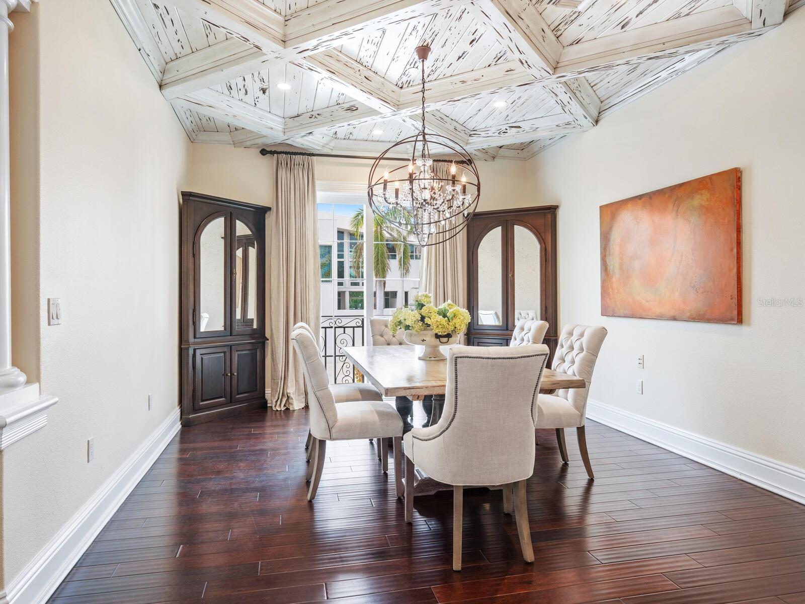 ROBERTS POINT - Residential