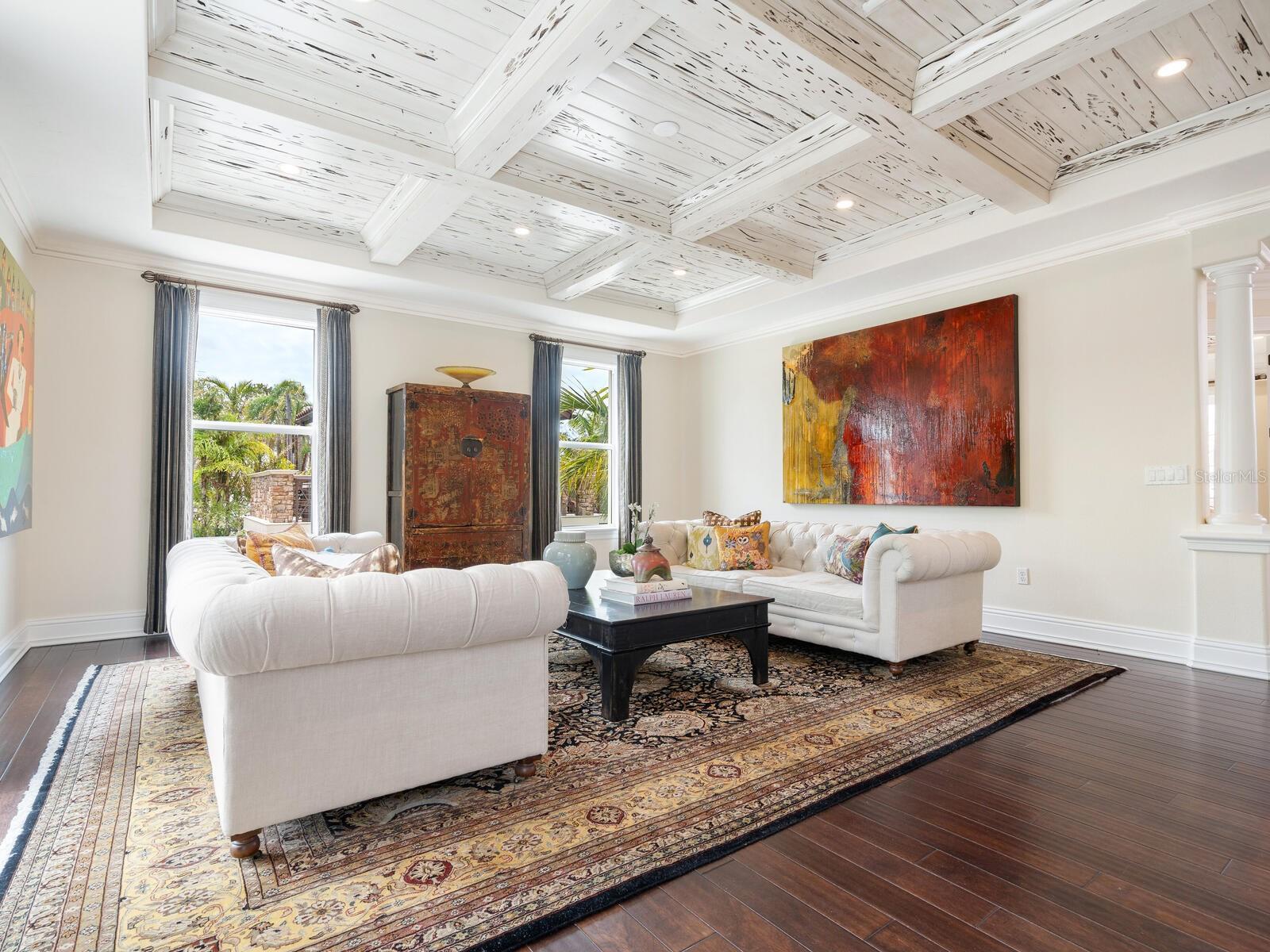 ROBERTS POINT - Residential