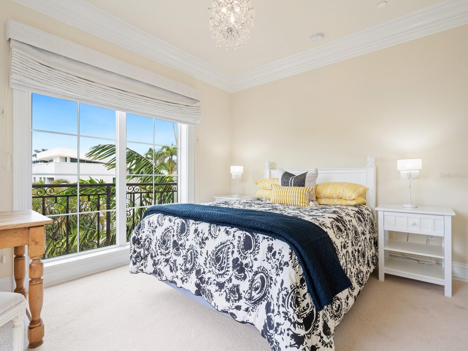 ROBERTS POINT - Residential