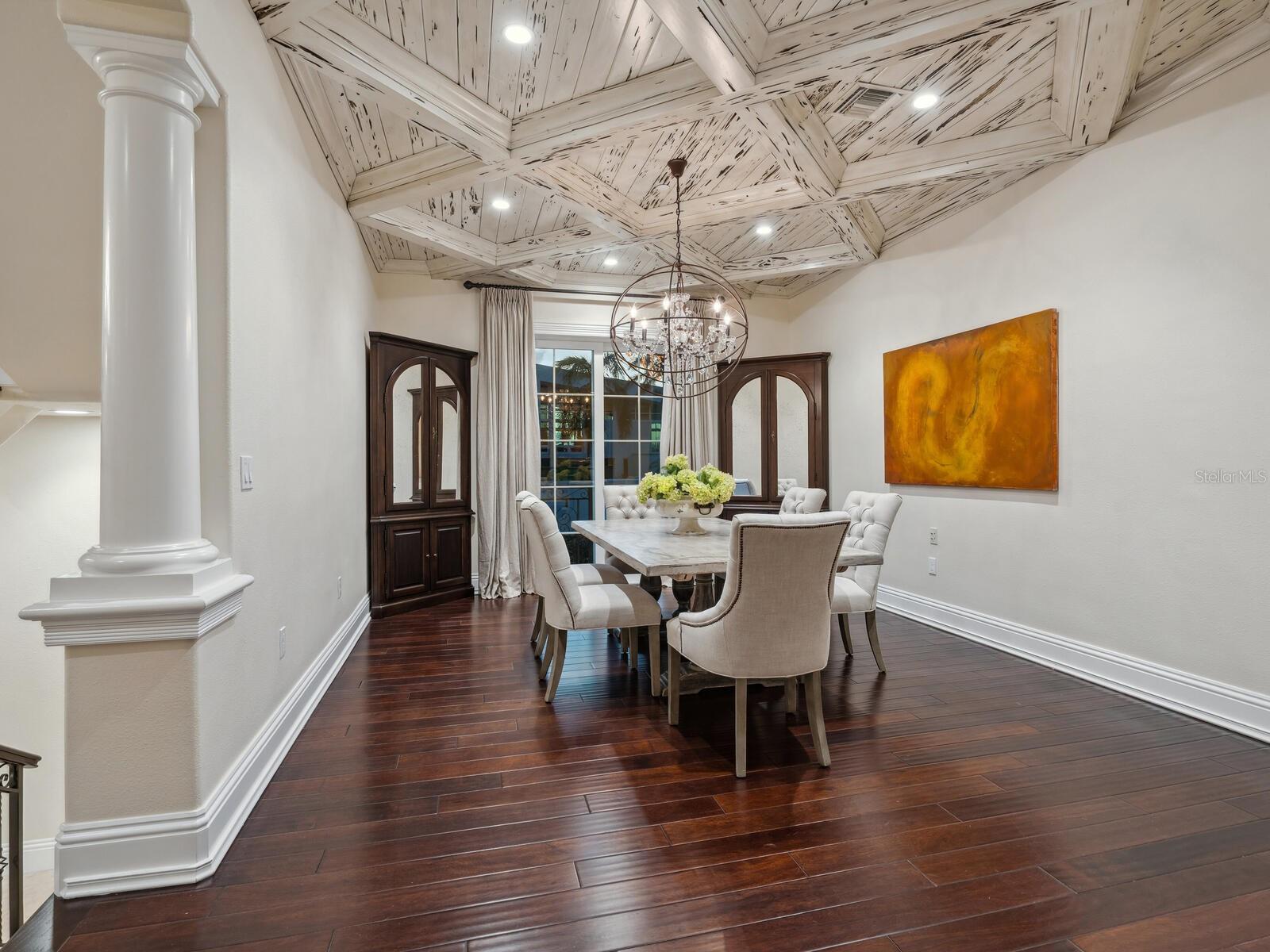 ROBERTS POINT - Residential