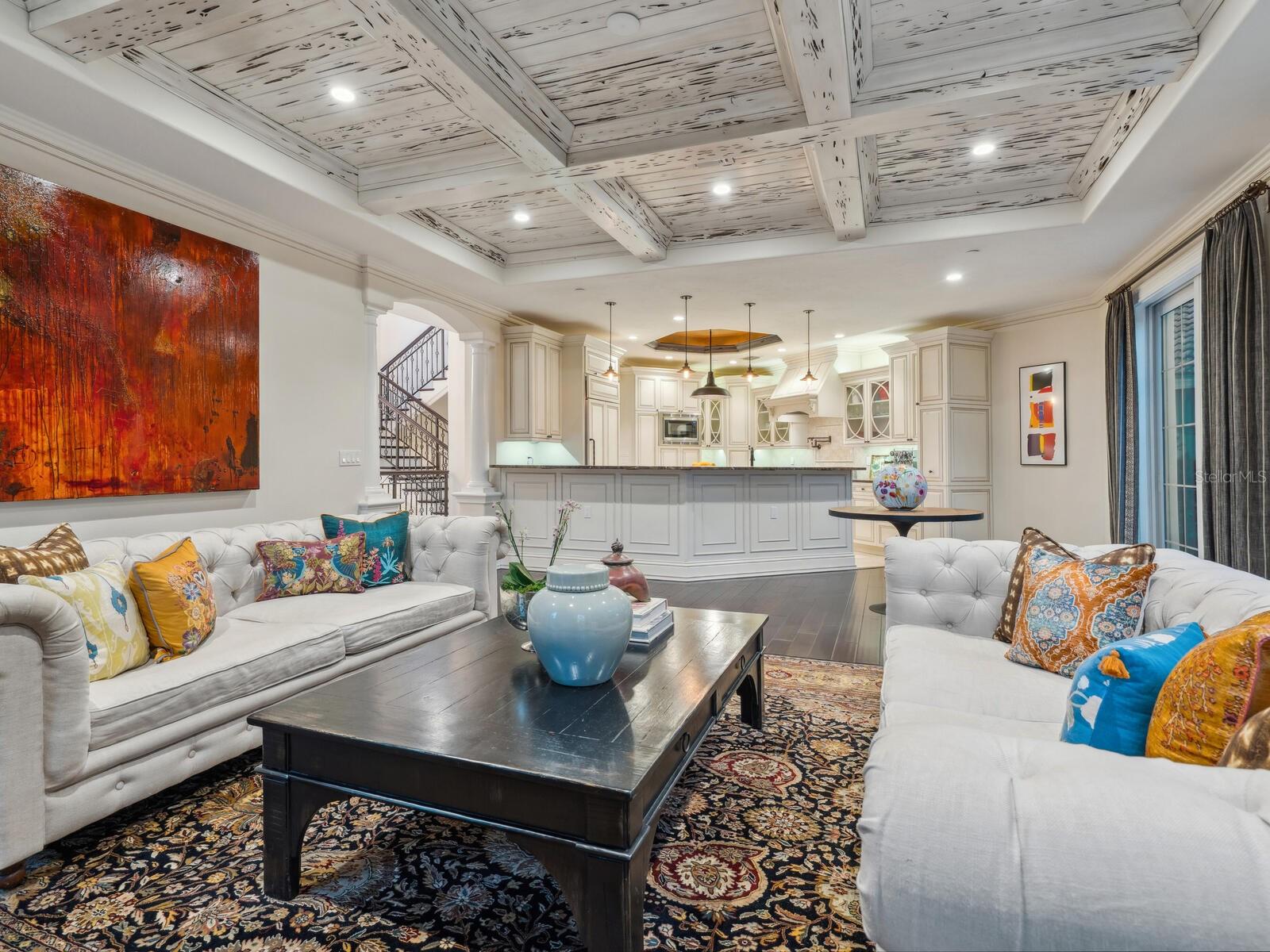 ROBERTS POINT - Residential