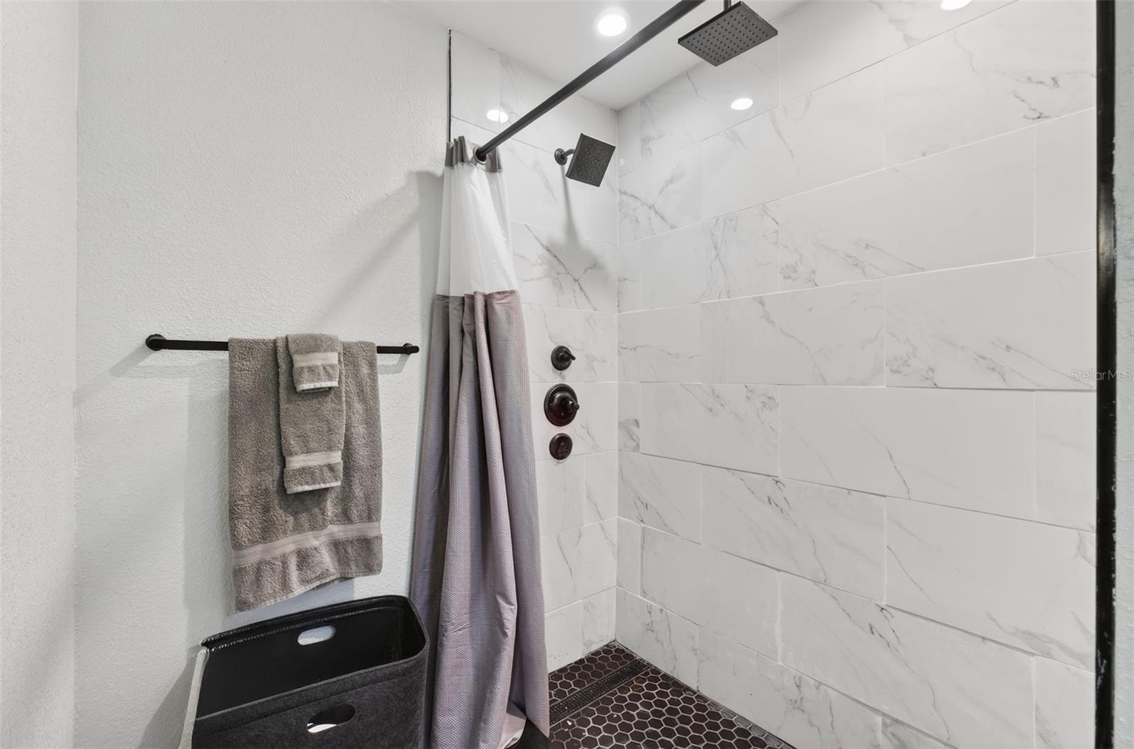 BRADDOCK BLK 60 DAYTONA - Residential