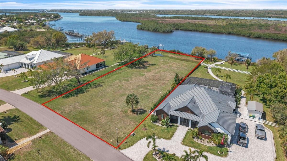 THE ESTATES ON PEACE RIVER - Land