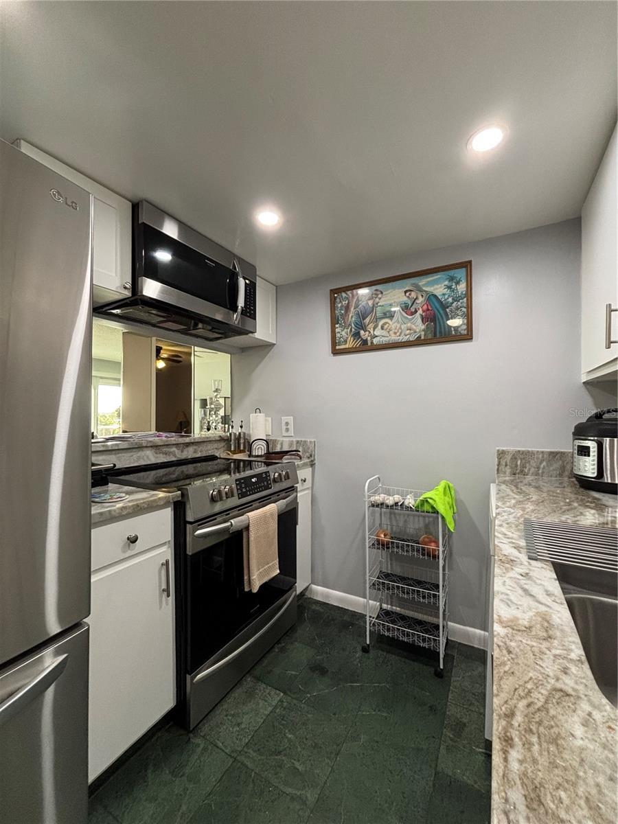 THE TAMPA RACQUET CLUB A CONDO - Residential