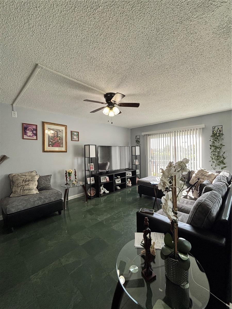 THE TAMPA RACQUET CLUB A CONDO - Residential