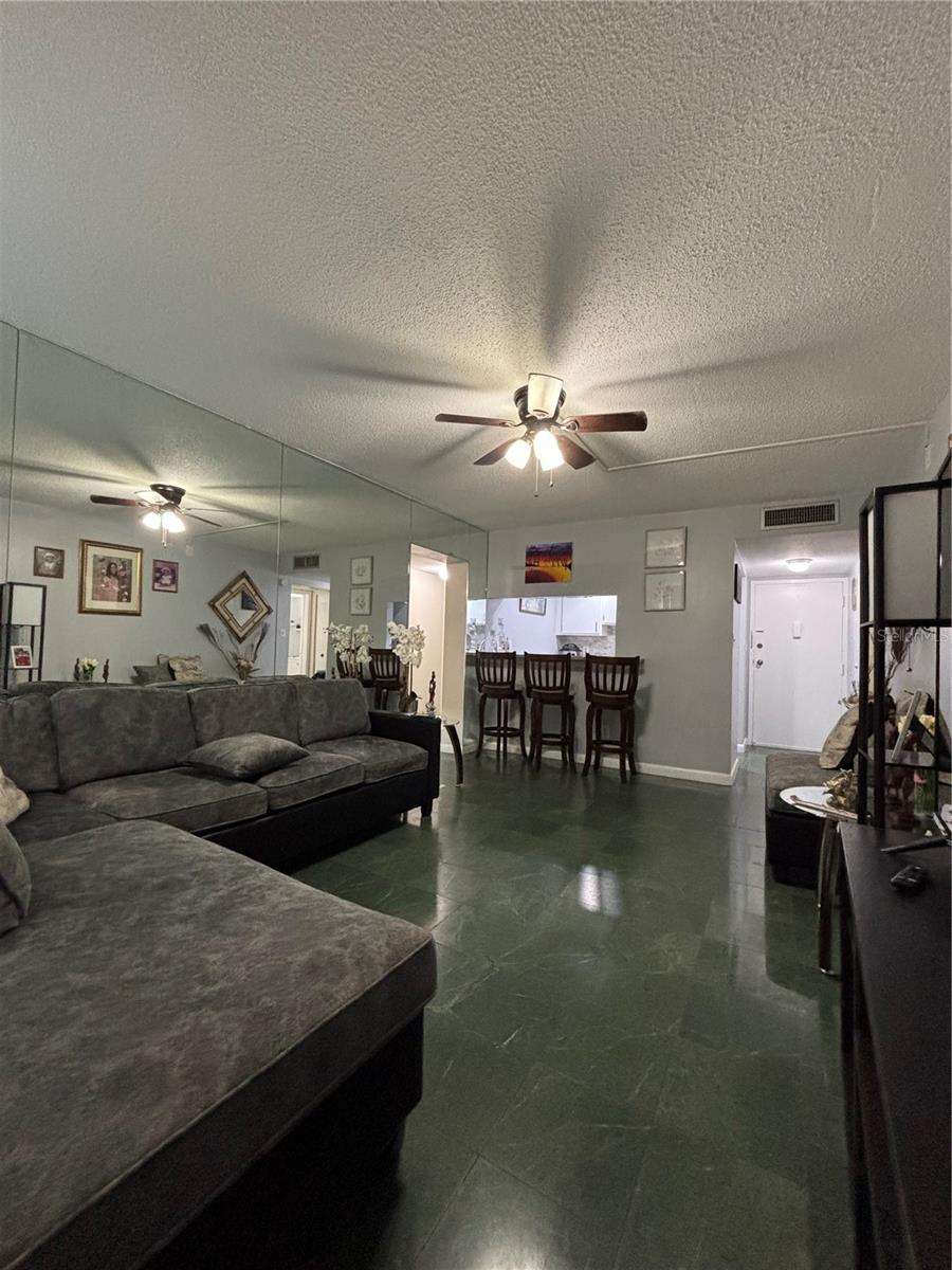 THE TAMPA RACQUET CLUB A CONDO - Residential