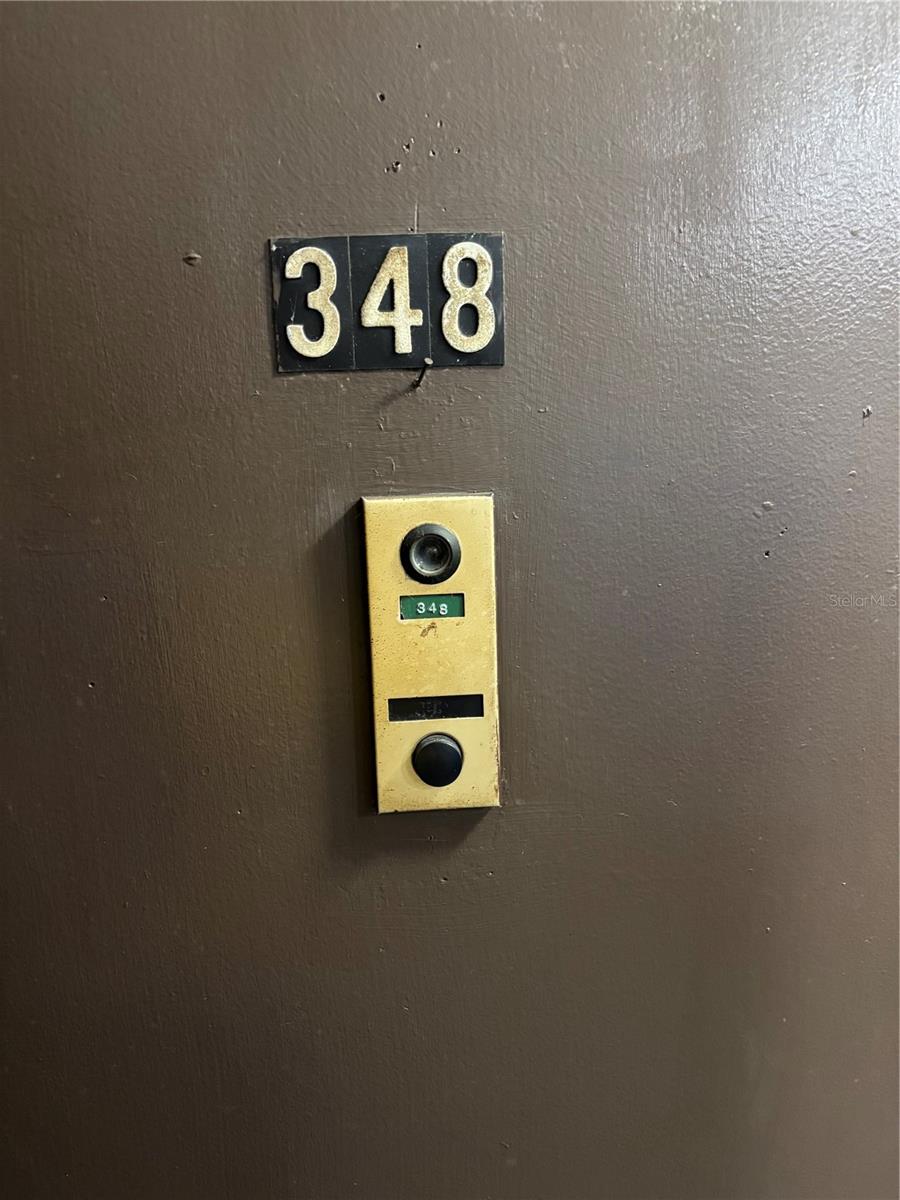 THE TAMPA RACQUET CLUB A CONDO - Residential