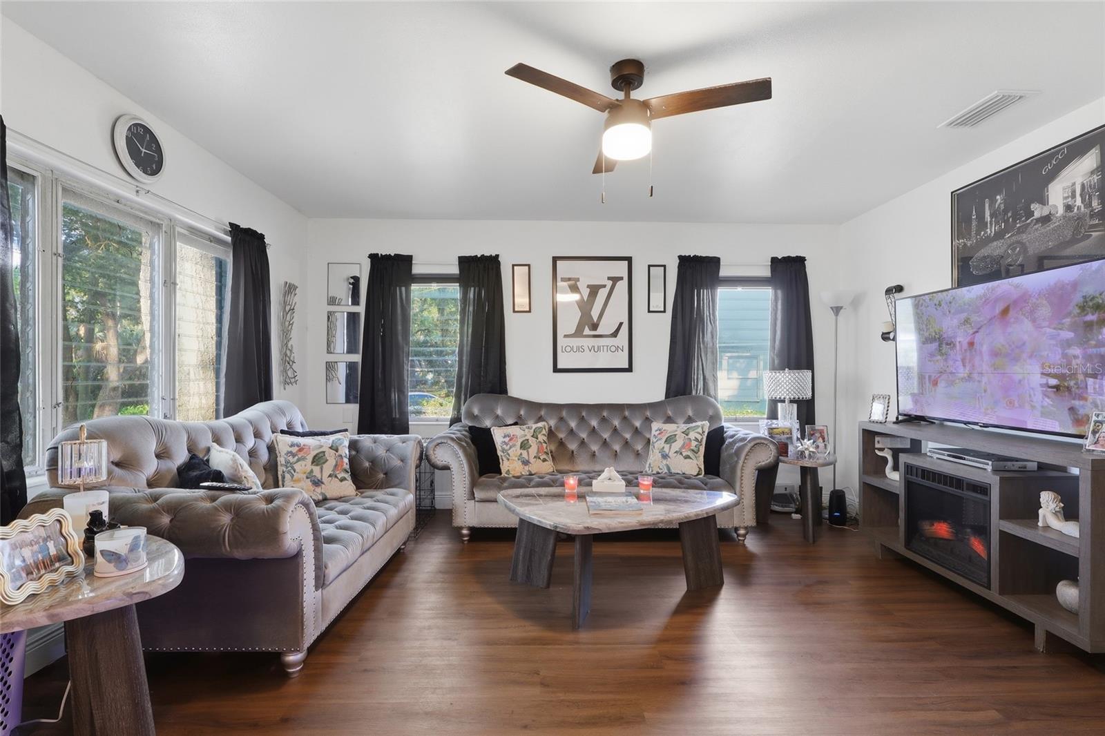 TEMPLE CREST UNIT 3 - Residential