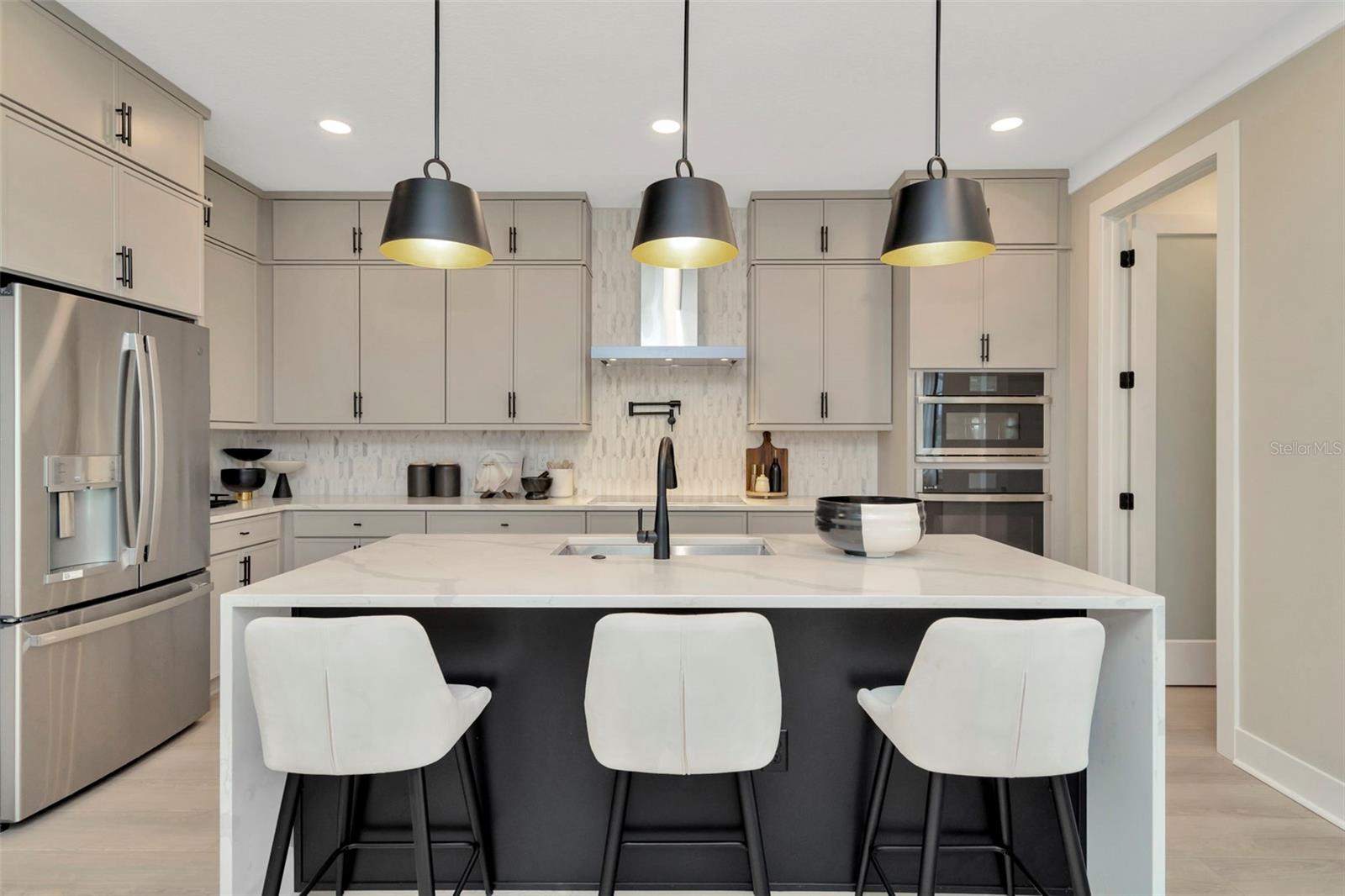 3904 ROCKY ISLAND ROAD