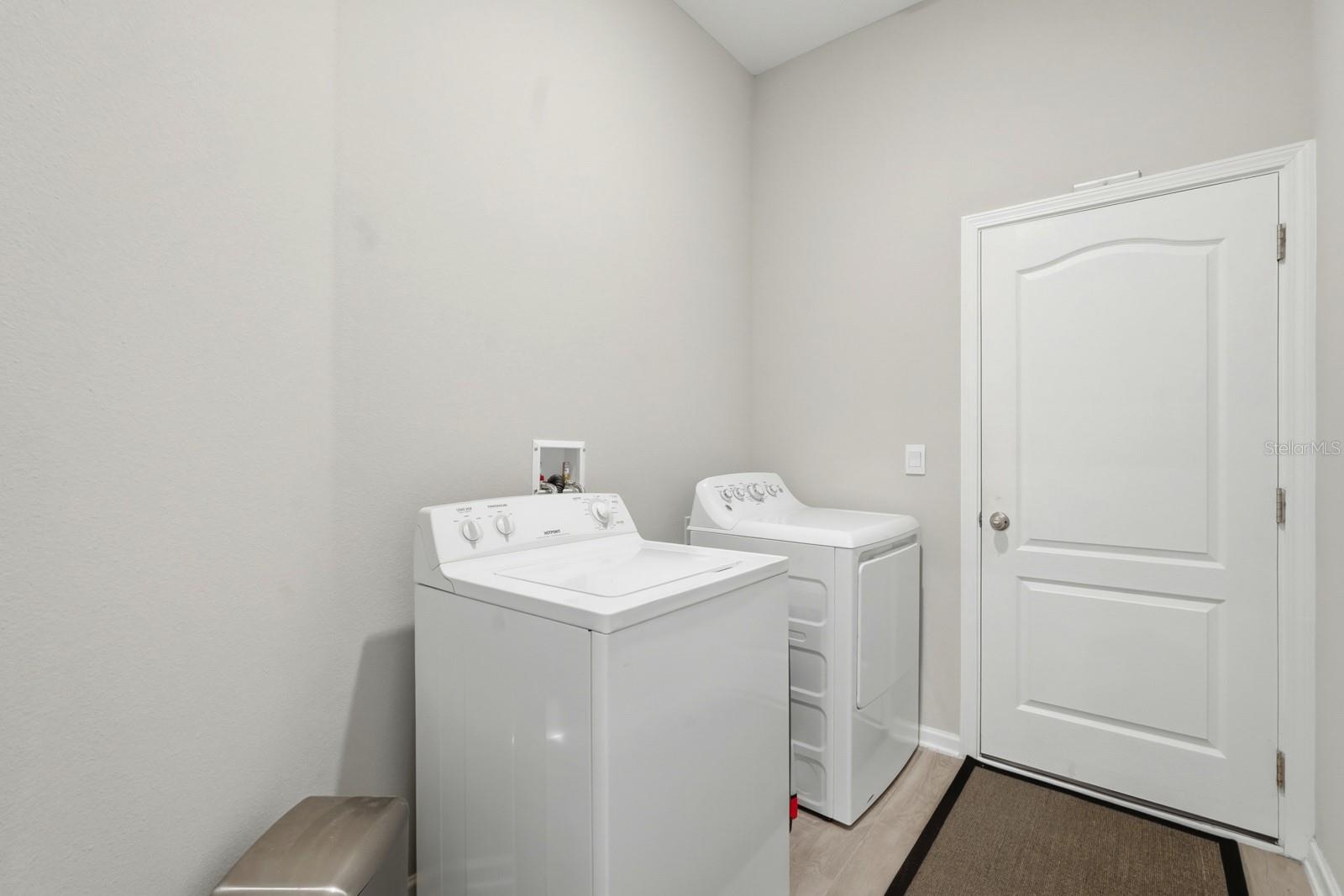 GRAND RESERVE - Residential