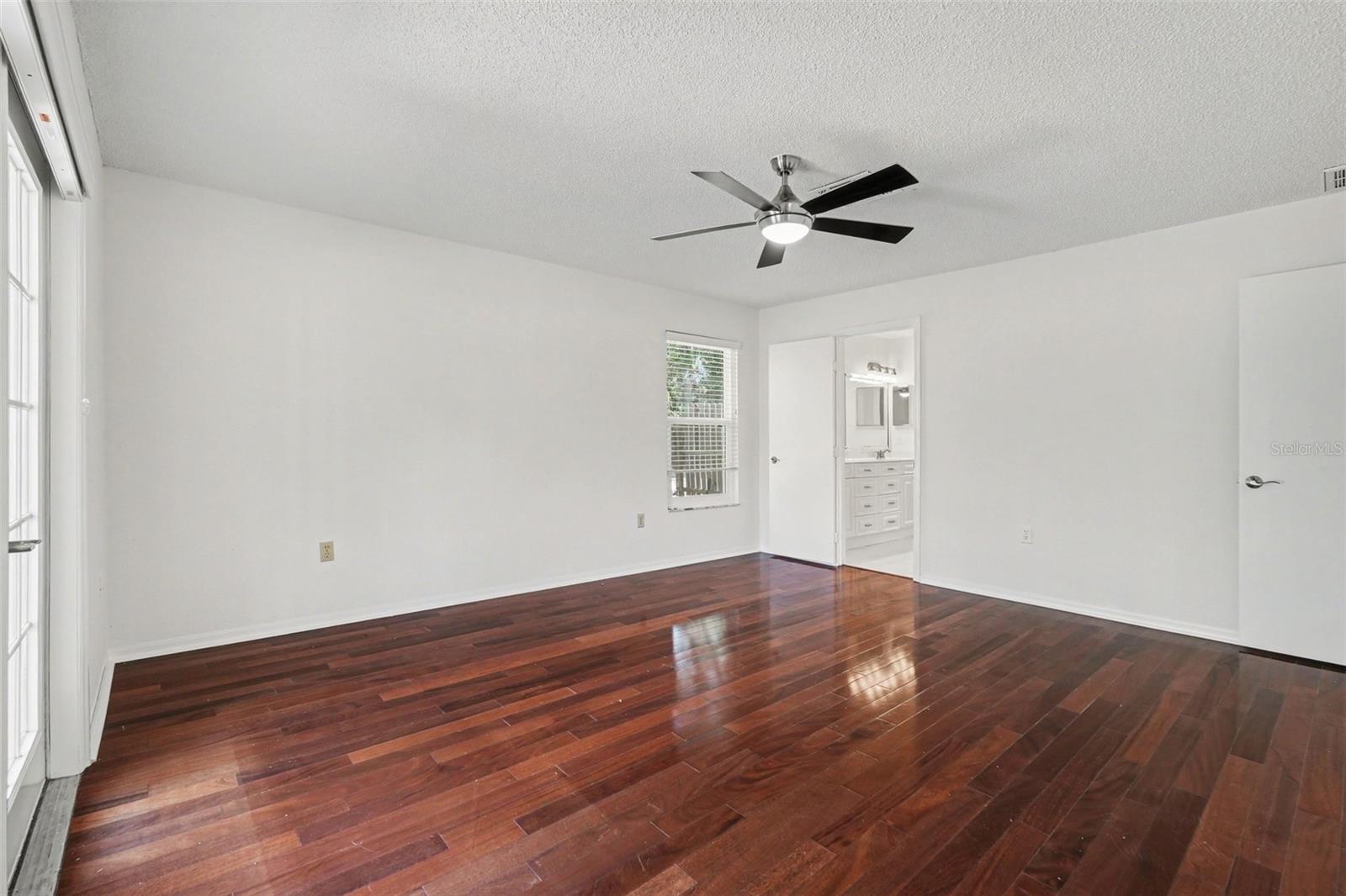 HIGHLANDS - Residential