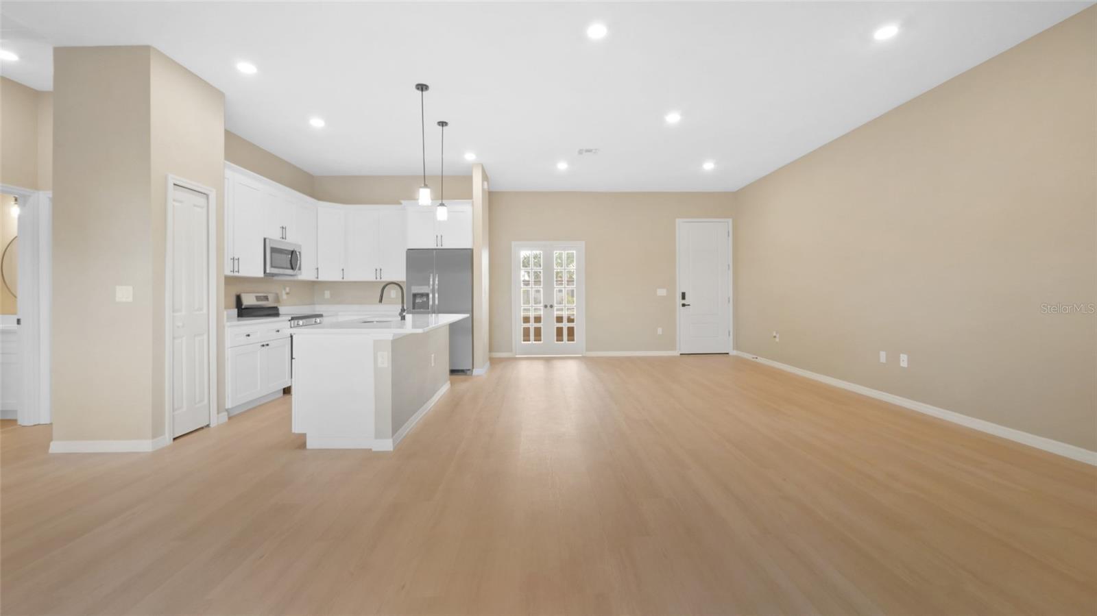 PORT CHARLOTTE B SEC 78 - Residential Lease