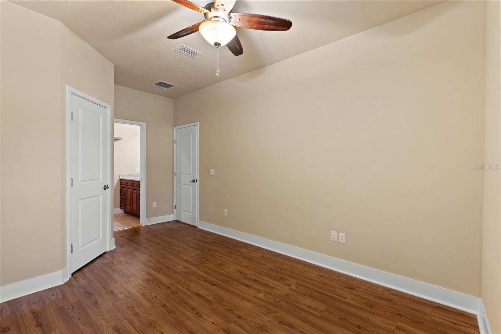 ST ALBANS WOOD - Residential