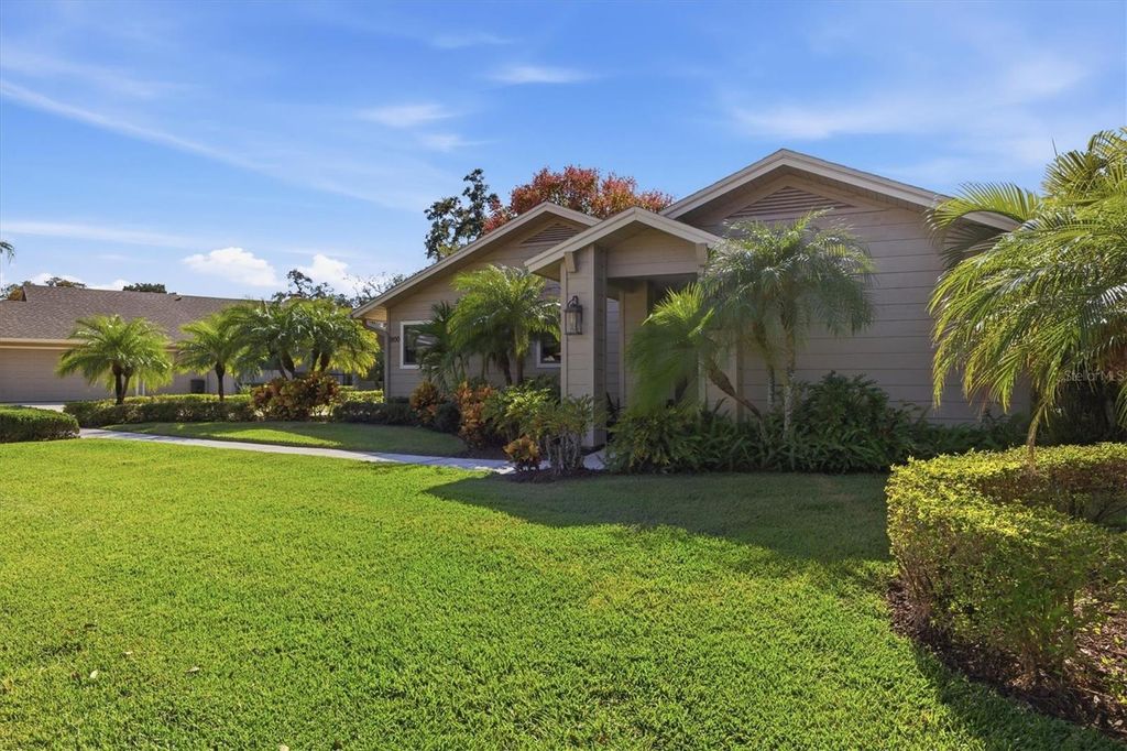 Photo of 1100 Muirfield Court, Tarpon Springs, FL 34688 (MLS # TB8450373)