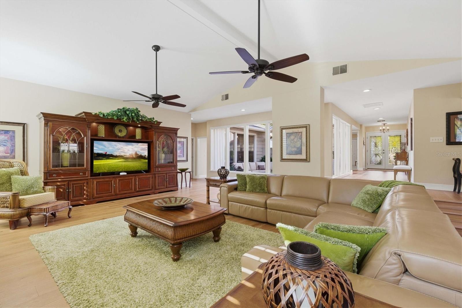 VILLAS AT CYPRESS RUN - Residential