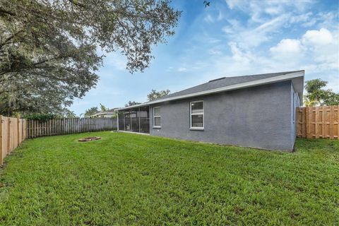 A home in PARRISH