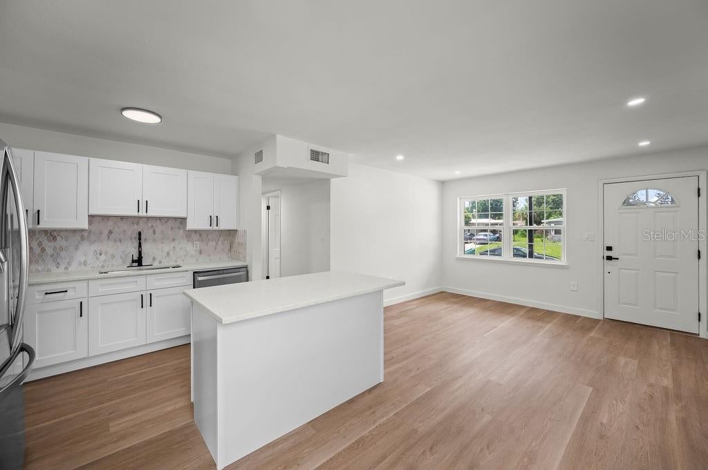 2204 SHELBY DRIVE