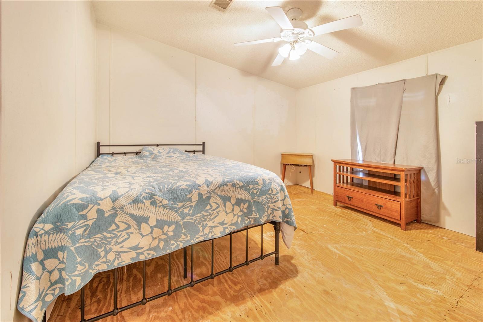 MEADOW RIDGE ESTATES - Residential