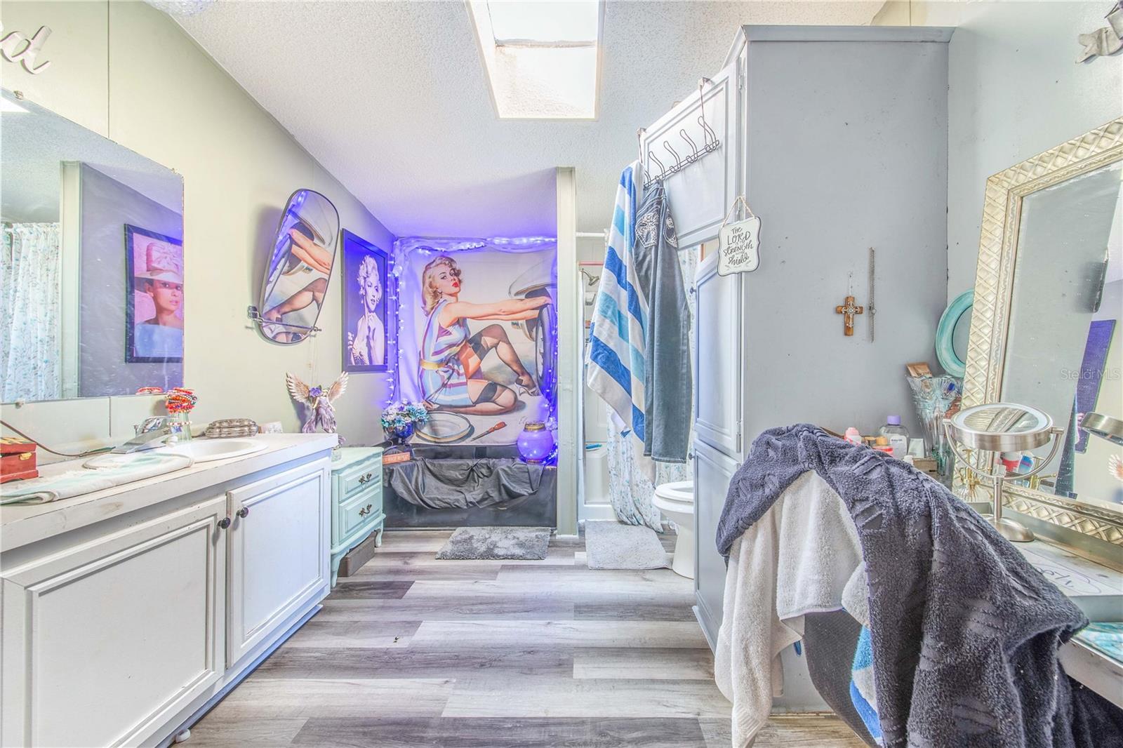 MEADOW RIDGE ESTATES - Residential