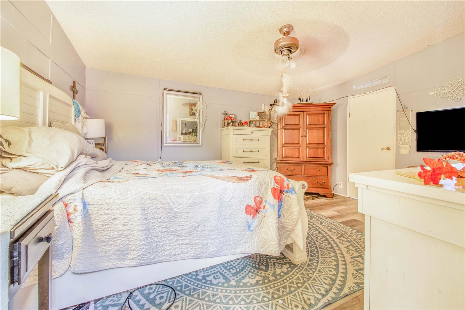 MEADOW RIDGE ESTATES - Residential