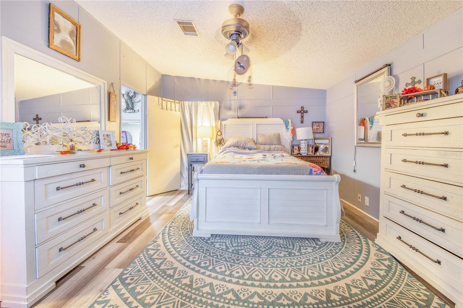 MEADOW RIDGE ESTATES - Residential