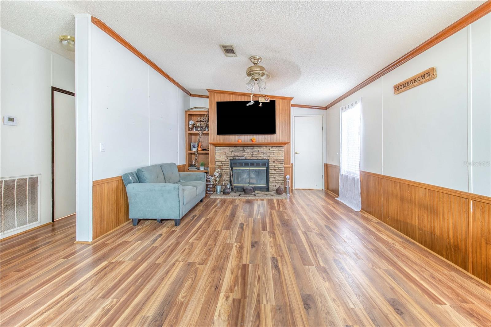 MEADOW RIDGE ESTATES - Residential