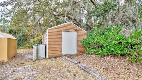 A home in DEBARY