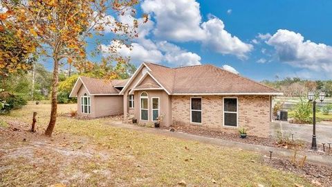 A home in DEBARY