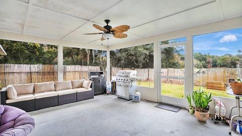 A home in DEBARY