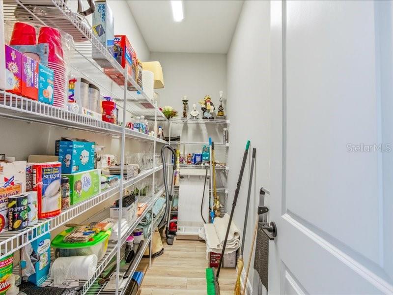 AVELINA WELLEN PARK VILLAGE F-2 - Residential