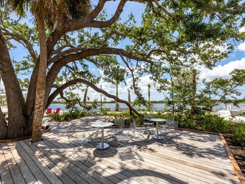 AVELINA WELLEN PARK VILLAGE F-2 - Residential