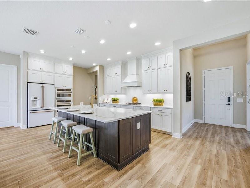 AVELINA WELLEN PARK VILLAGE F-2 - Residential