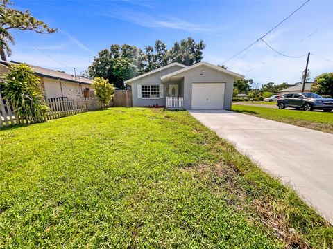 Photo of 5592 61st Street N, Kenneth City, FL 33709 (MLS # O6332389)