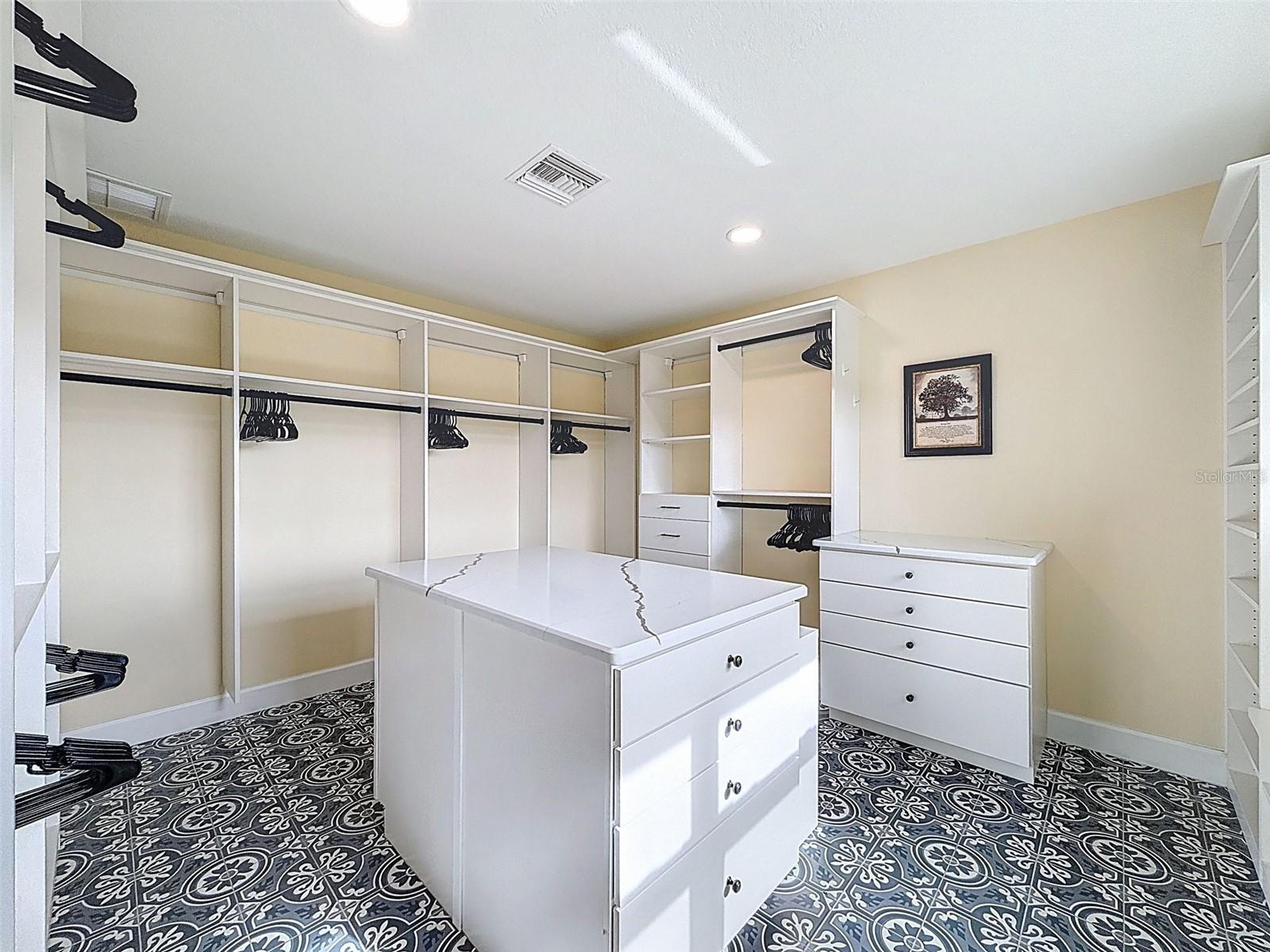 FLYING Z RANCH UNREC SUB - Residential