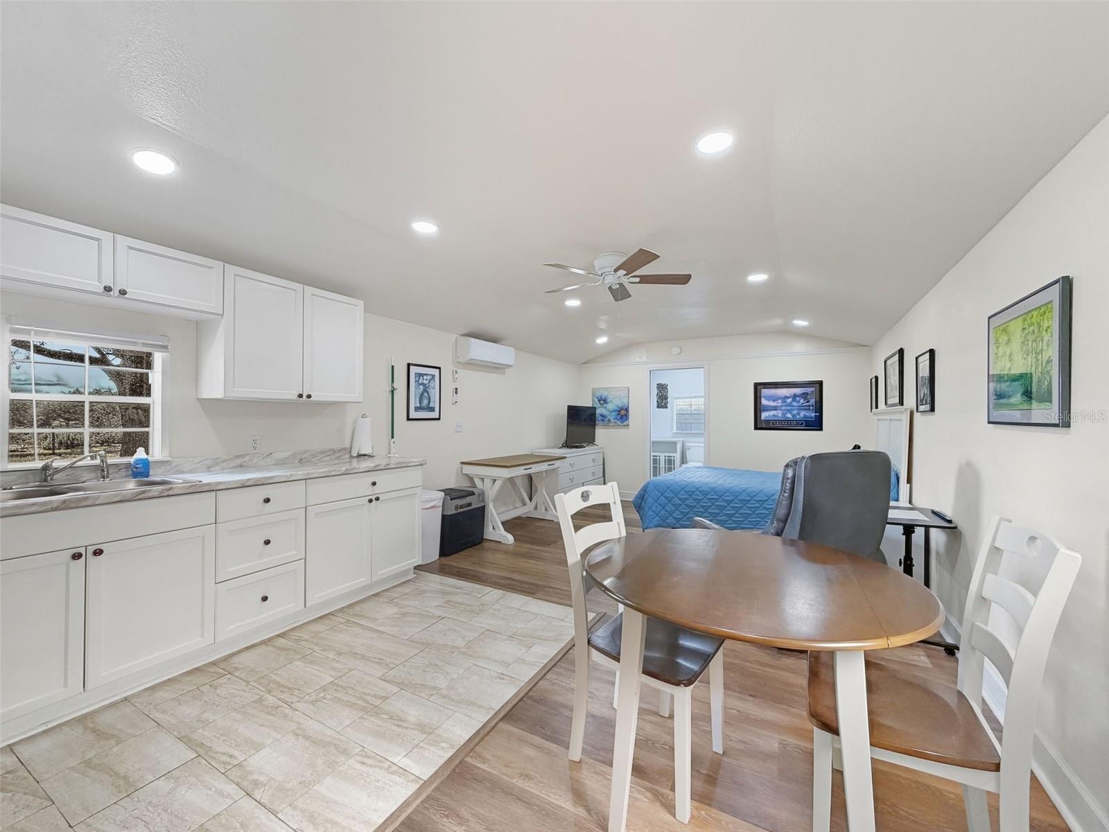 FLYING Z RANCH UNREC SUB - Residential