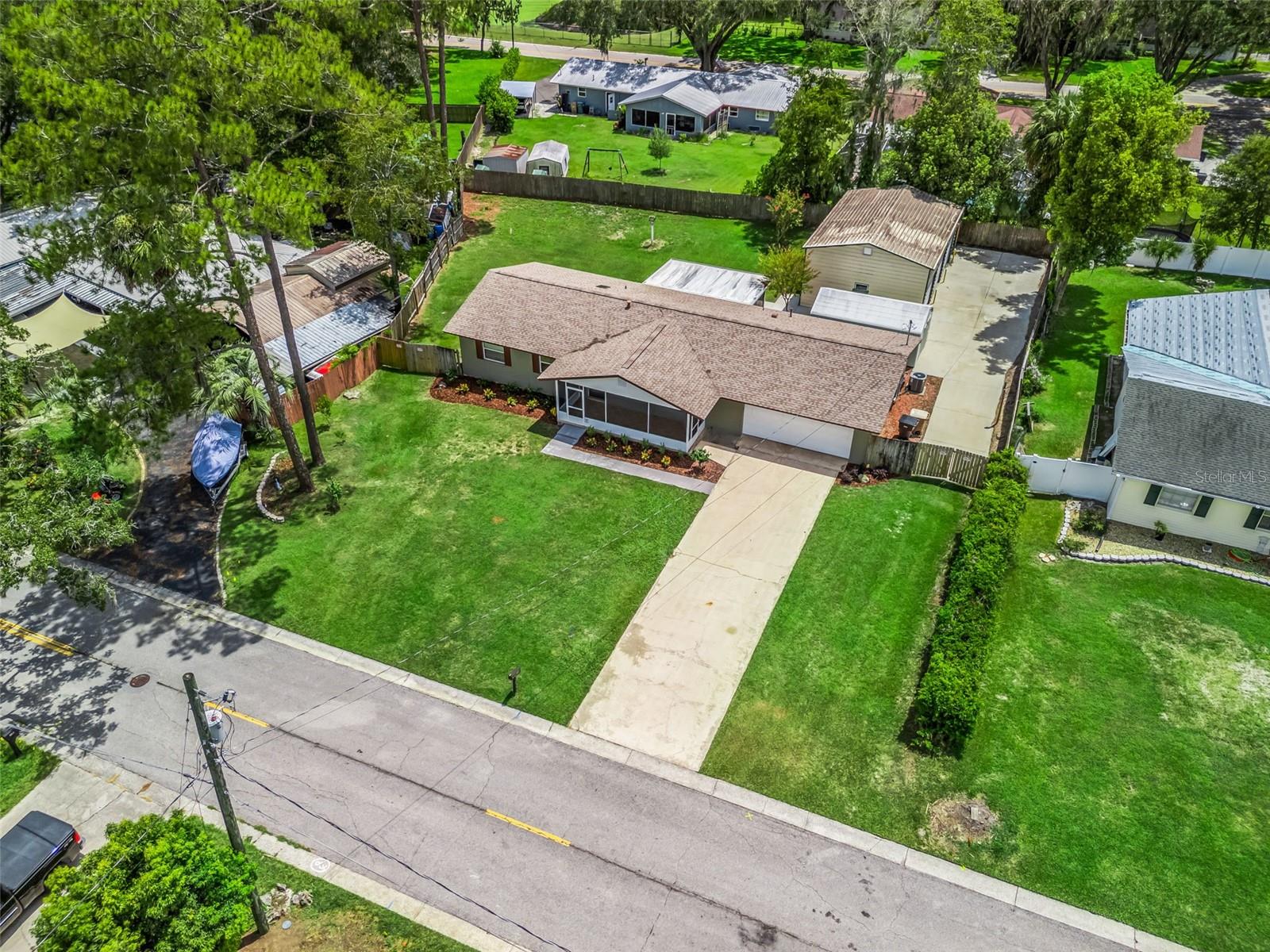 652 SE 18TH STREET