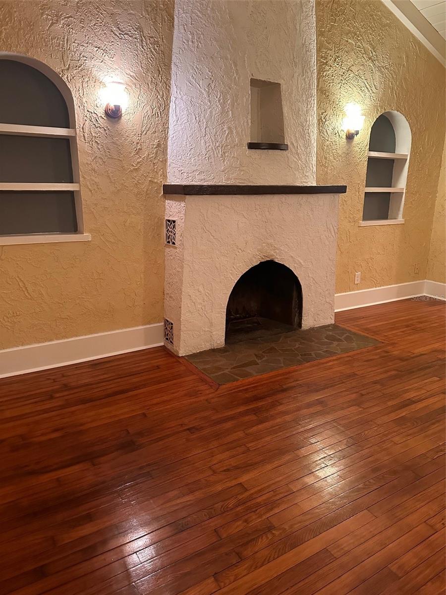 BAYOU VIEW - Residential