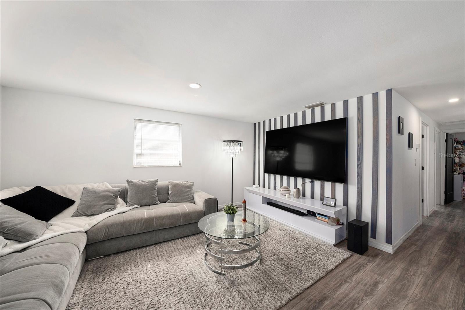 WEST PARK ESTATES UNIT 4 - Residential